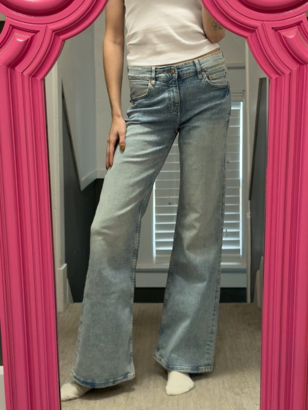 Zara Z1975 Low Rise Flare Fit Jeans Size 6 Light Wash